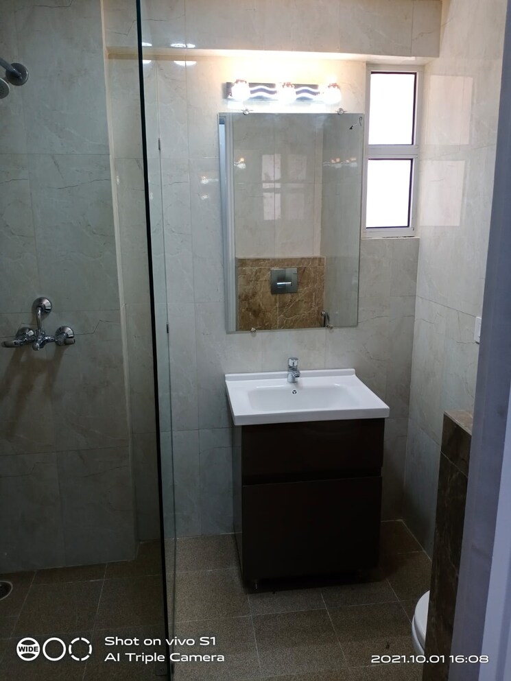 Bathroom, wadala 2 Bedroom 935 Sq.Ft. Apartment In Wadala Mumbai 9196201