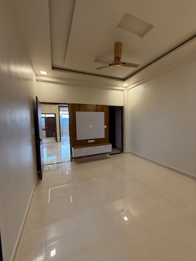 Room, ajmer road 3.5 Bedroom 2210 Sq.Ft. Villa In Ajmer Road Jaipur 9196260