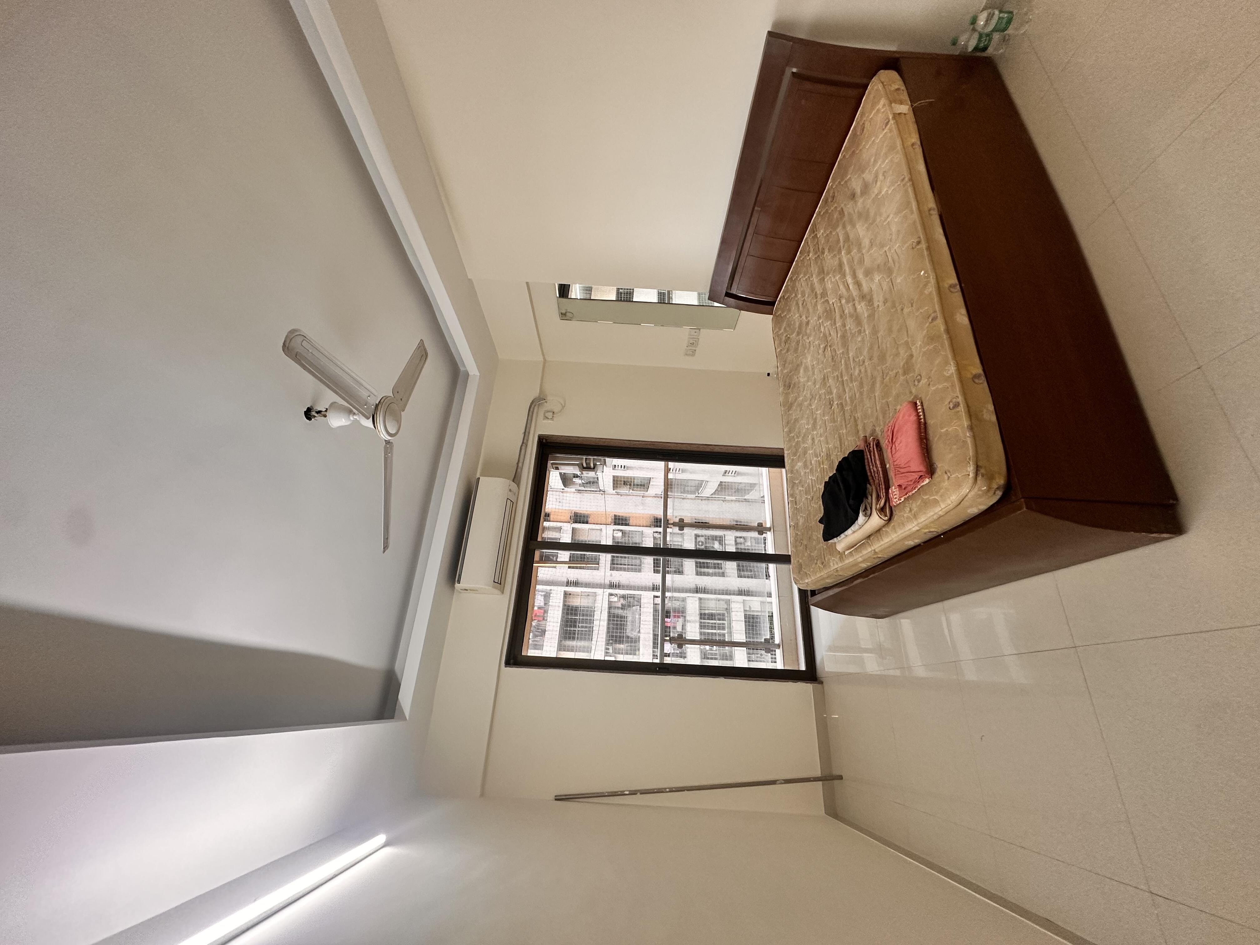 3 BHK + Servant Room Apartment For Rent in HDIL Metropolis Residences