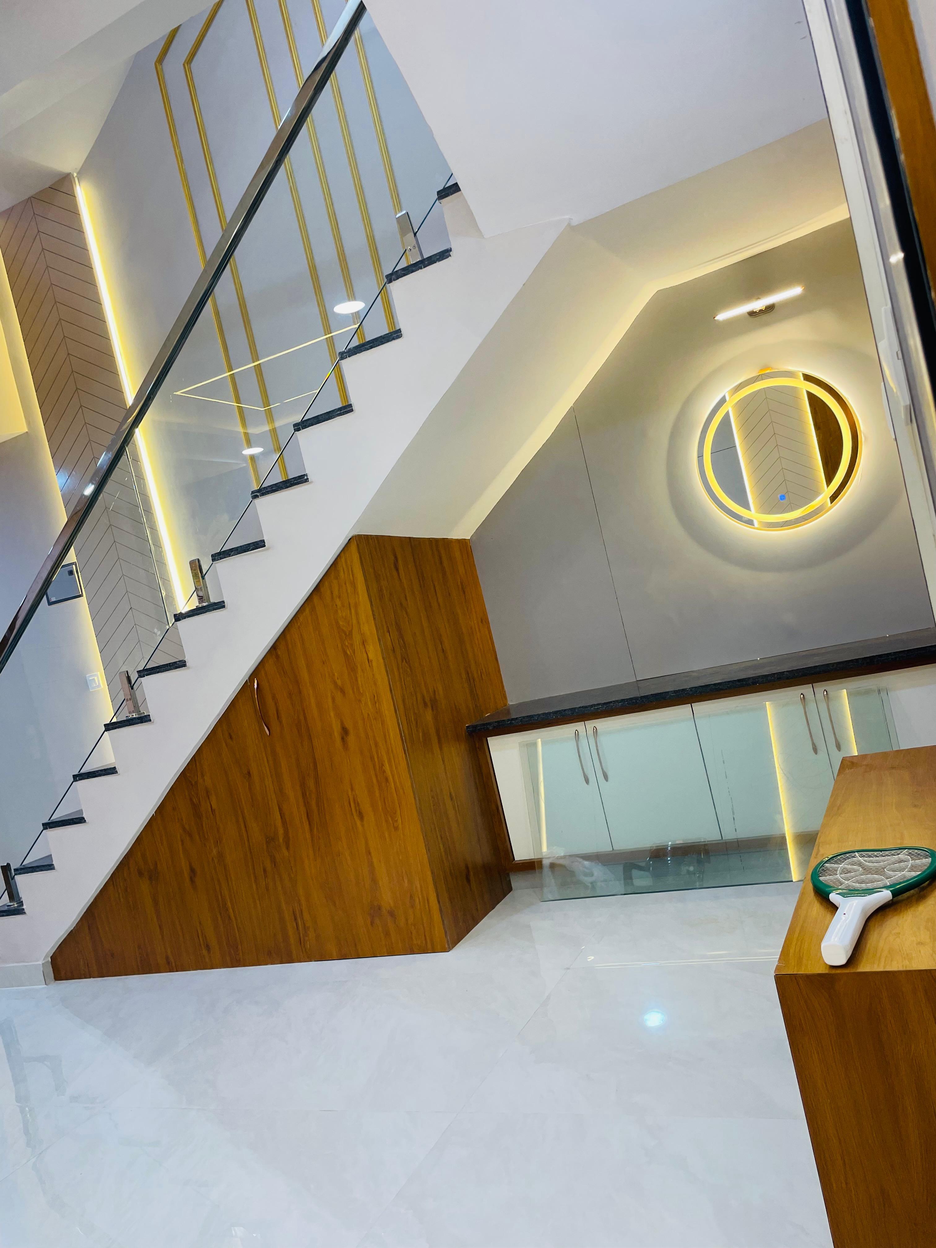 Furnished Amenities in 4 BHK Villa at Ajmer Road – for Sale