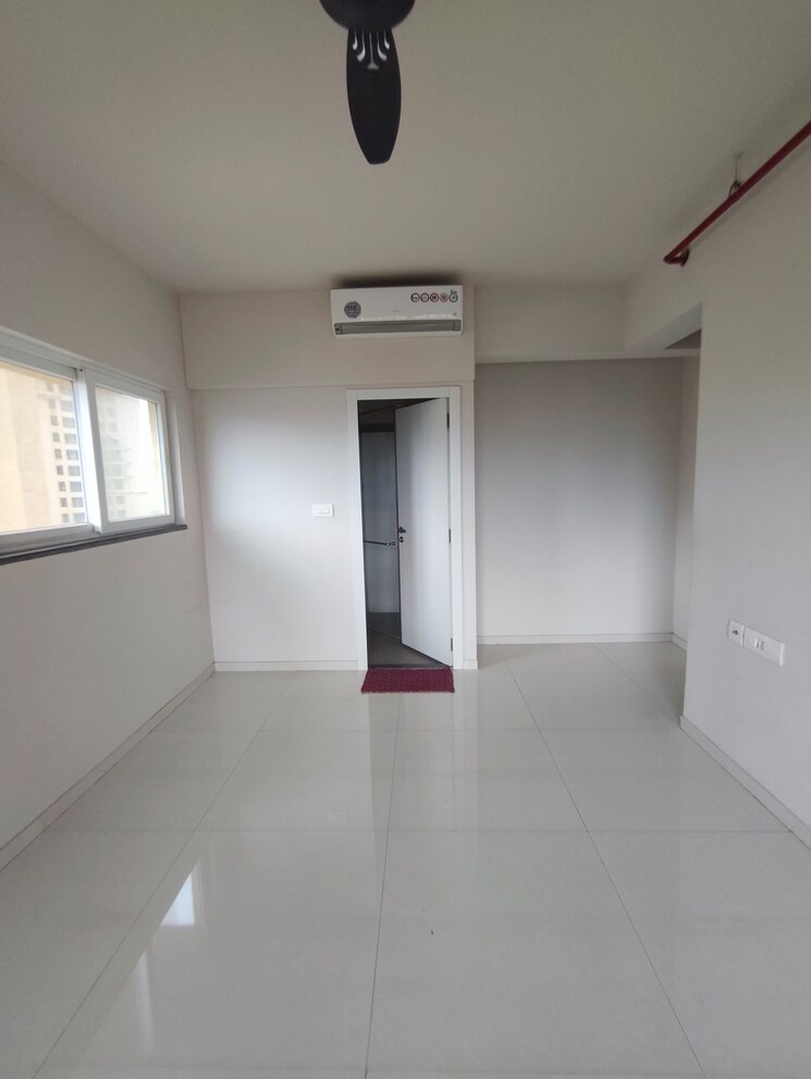 Bedroom, lodha-casa-ultima 1 Bedroom 560 Sq.Ft. Apartment In Chirak Nagar Thane 9196417