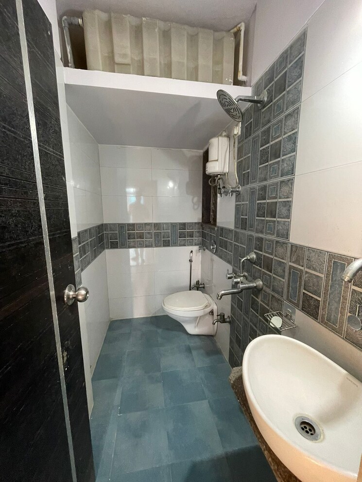 Bathroom, skd-pinnacolo 1 Bedroom 460 Sq.Ft. Apartment In Mira Road Thane 9196372