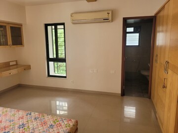 Bedroom in 4 BHK Apartment at Rohan 10 Kasturkunj, Ashok Nagar – for Rent