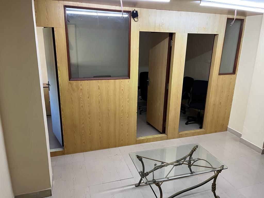 3 BHK + Servant Room Apartment For Rent in Seven Bungalow