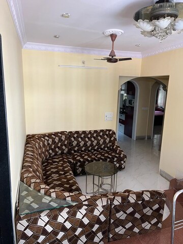Team Area in 3 BHK Apartment at Seven Bungalow, Andheri West – for Rent