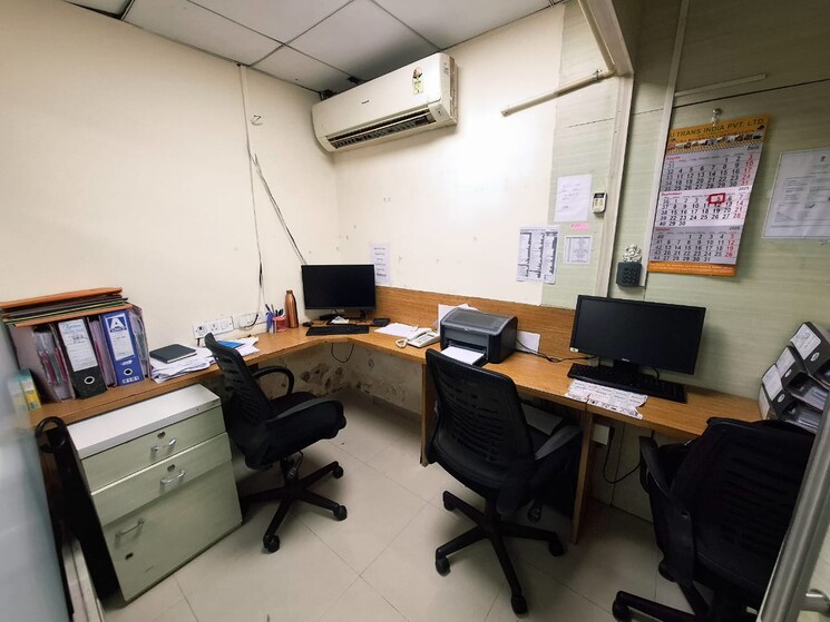 Team Area, jai-antariksha Commercial Office Space 2600 Sq.Ft. In Andheri East Mumbai 9196412