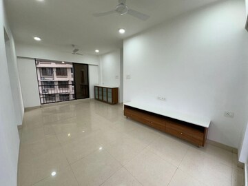 Room in 3 BHK Apartment at Andheri West – for Rent