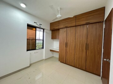 Room in 3 BHK Apartment at Andheri West – for Rent