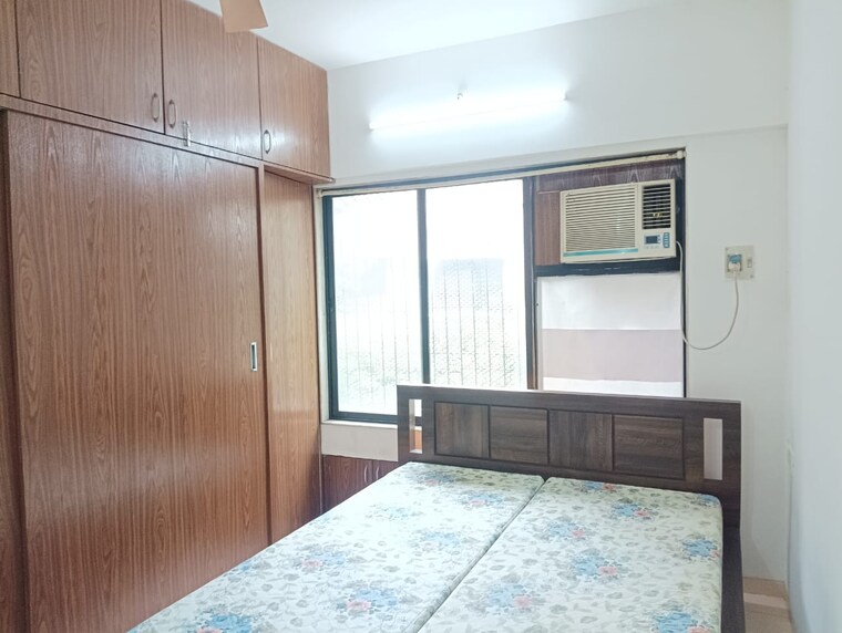 Room, dheeraj-valley 1 Bedroom 400 Sq.Ft. Apartment In Goregaon East Mumbai 9196436
