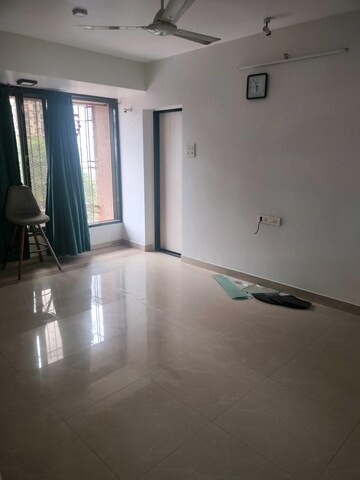 Room in 3 BHK Apartment at Andheri West – for Rent