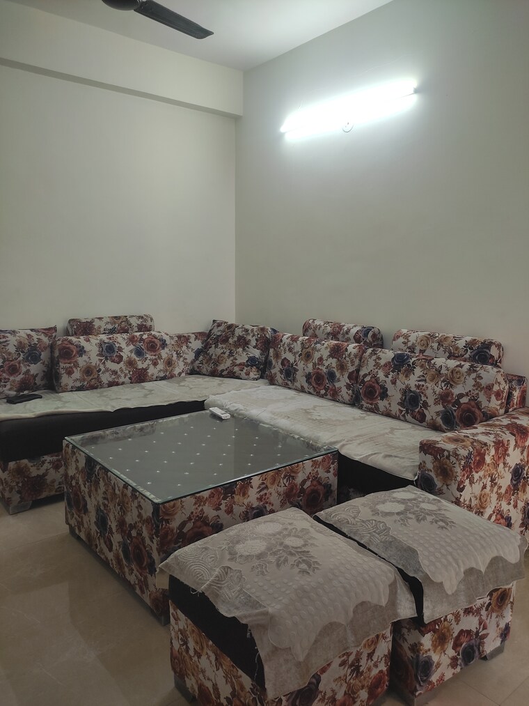 Bedroom, signature-global-park-4-and-5 3 Bedroom 1081 Sq.Ft. Builder Floor In Sohna Sector 36 Gurgaon 9196446