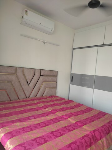 Bathroom in 3 BHK Builder Floor at Signature Global Park 4 and 5, Sohna Sector 36 – for Rent
