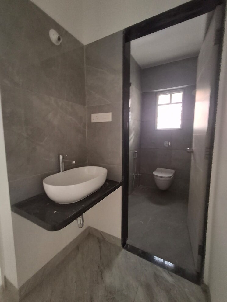 Bathroom, bhide-bhadane-bhidewadi 2 Bedroom 1100 Sq.Ft. Apartment In Vadgaon Budruk Pune 9196450