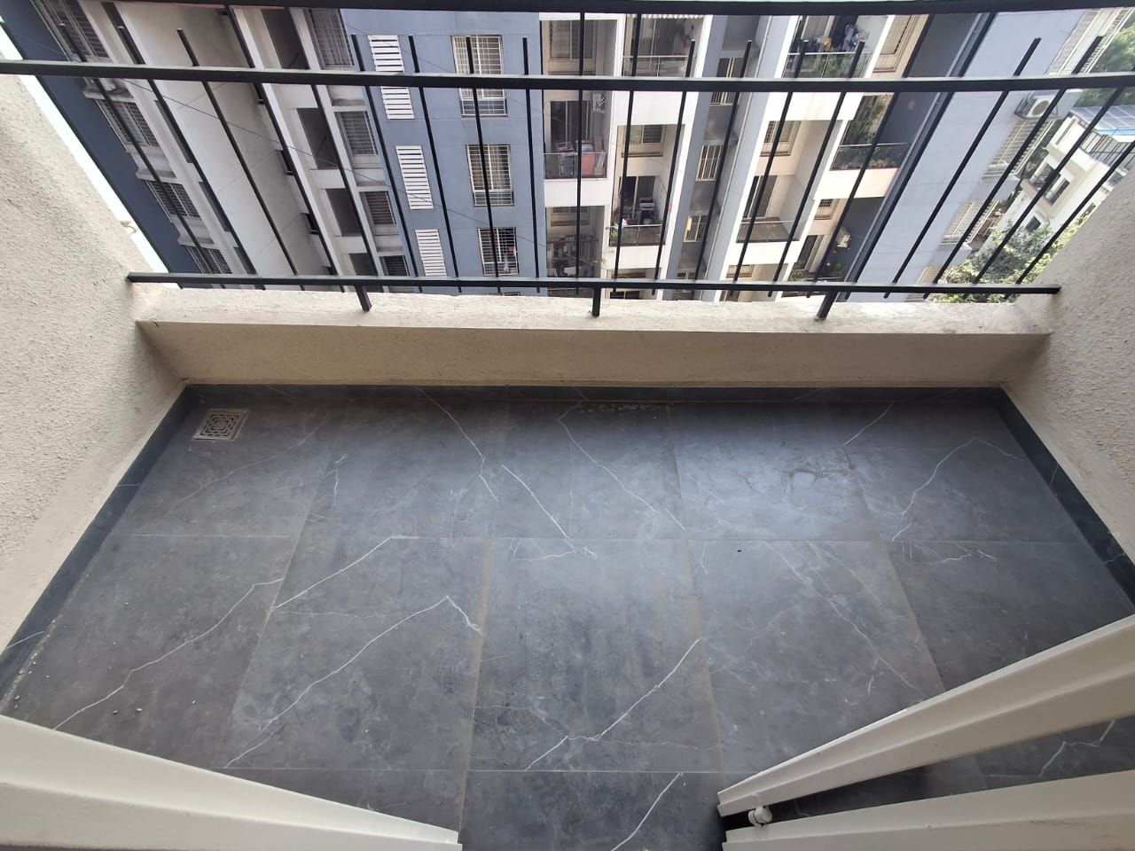 2 BHK + Servant Room 1100 Sq.Ft. Apartment in Bhide Bhadane Bhidewadi