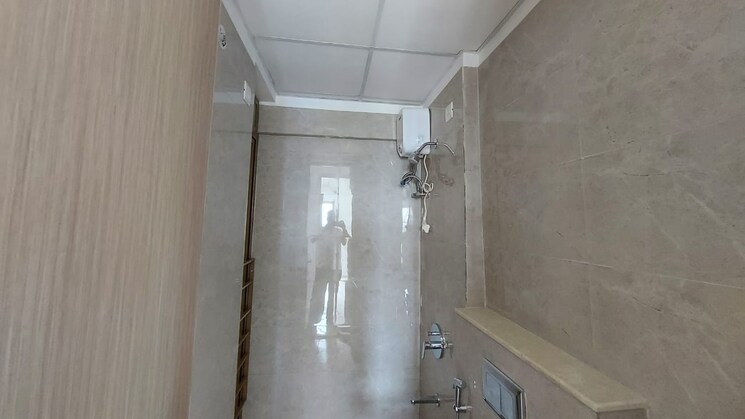 Bathroom, sheth-vasant-blossom 2 Bedroom 706 Sq.Ft. Apartment In Marol Mumbai 9196456