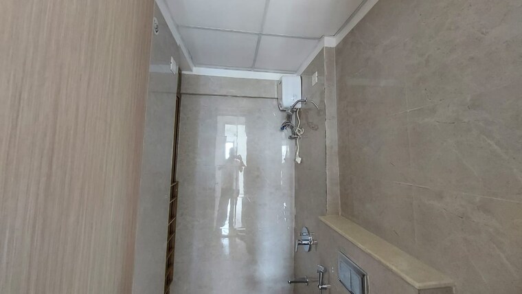 Bathroom, sheth-vasant-blossom 2 Bedroom 706 Sq.Ft. Apartment In Marol Mumbai 9196456
