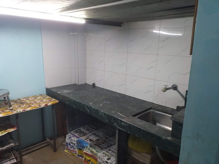 Kitchen, mig-colony-gokhalenagar 1 RK 300 Sq.Ft. Apartment In Gokhalenagar Pune 9196478