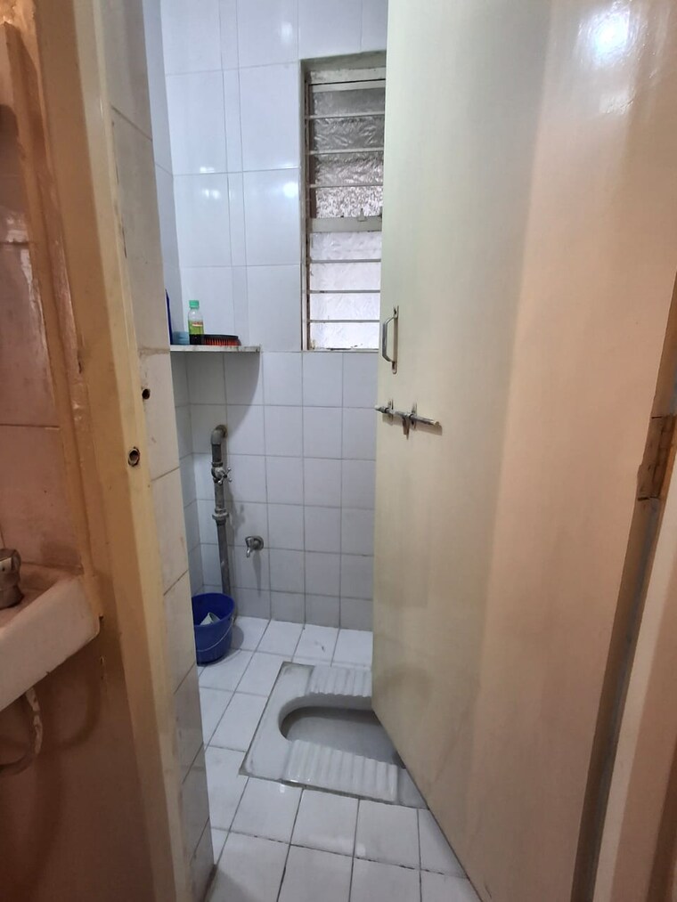 Bathroom, kundale-patil-paradise 1 Bedroom 600 Sq.Ft. Apartment In Hingne Khurd Pune 9196464