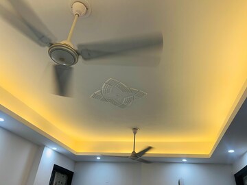 Furnished Amenities in 3 BHK Independent House at Chattarpur – for Rent