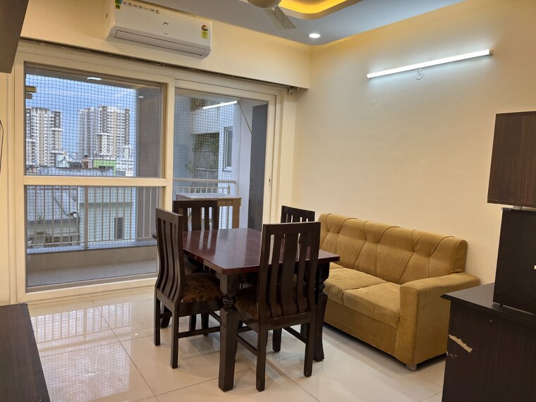 Dining area, snn-raj-grandeur 3 Bedroom 1375 Sq.Ft. Apartment In Bommanahalli Bangalore 9196473