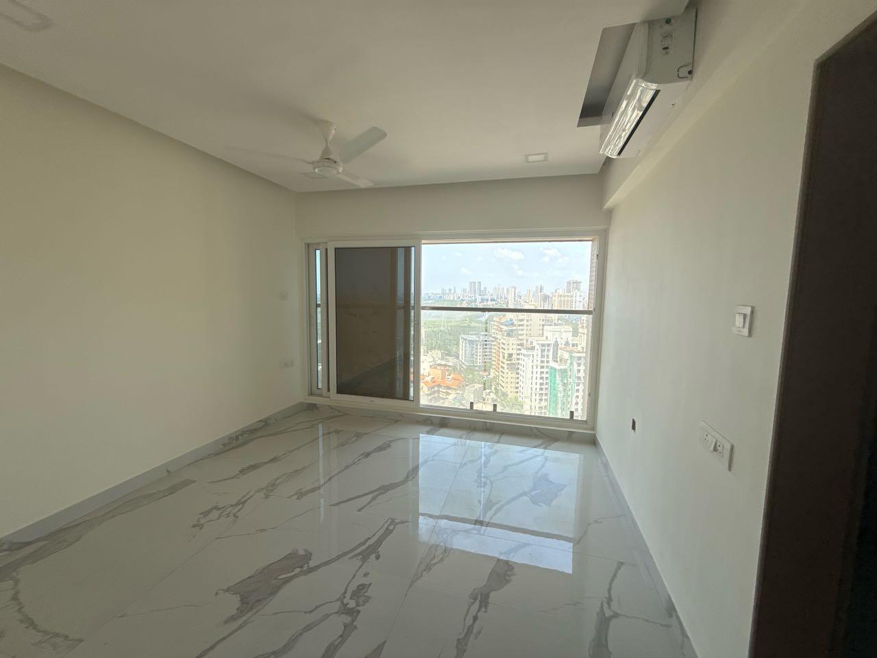 3 BHK + Servant Room Apartment For Rent in RNA NG Eclat