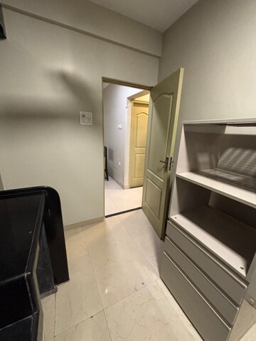 Furnished Amenities in 3 BHK Apartment at Poseidon Apartment, Andheri West – for Rent