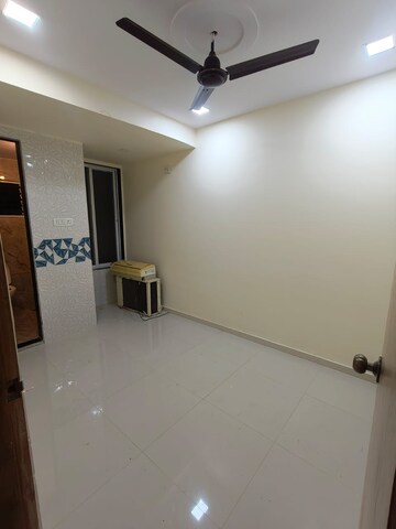 Room in 2 BHK Apartment at Kopar Khairane – for Rent