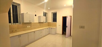 Kitchen in 6+ BHK Villa at Kodaikanal – for Sale
