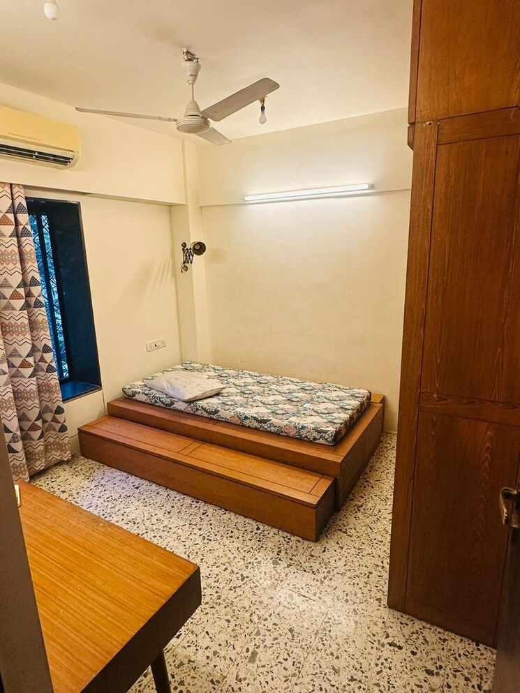 Bedroom, neptune-chs-andheri-west 2 Bedroom 850 Sq.Ft. Apartment In Andheri West Mumbai 9196514