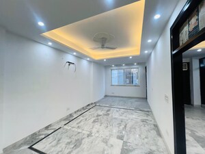 Bedroom in 3 BHK Independent House at Chattarpur – for Sale