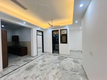 Room in 3 BHK Independent House at Chattarpur – for Sale