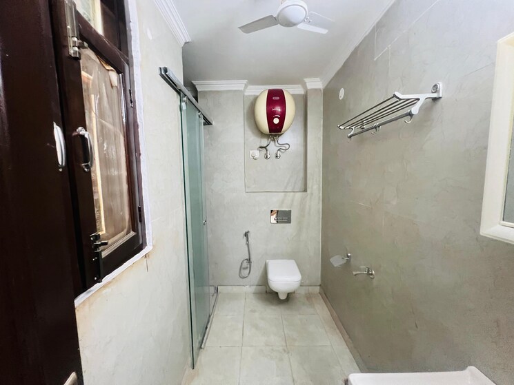Bathroom, chattarpur 3 Bedroom 1080 Sq.Ft. Independent House In Chattarpur Delhi 9196528