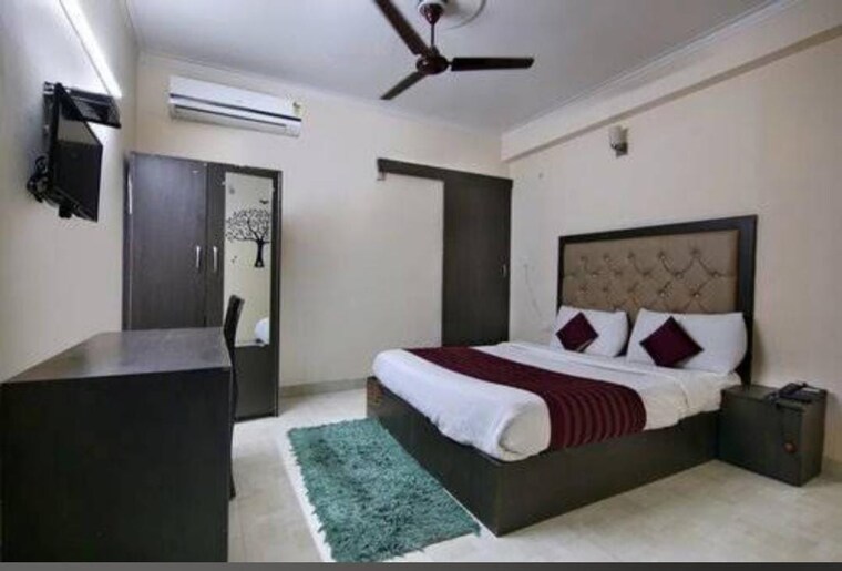 Bedroom, sector 62 Pg For Boys & Girls In Sector 62 9196529