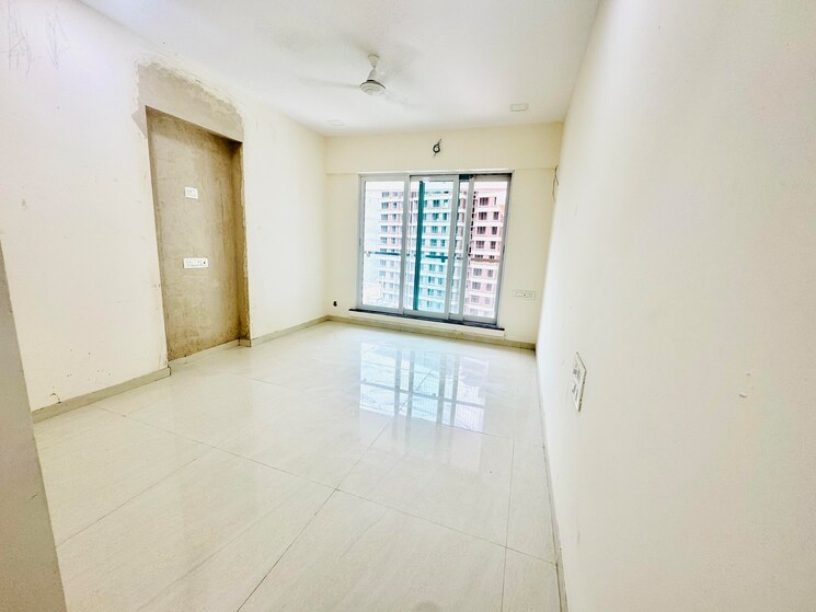 Room, andheri west 3 Bedroom 900 Sq.Ft. Apartment In Andheri West Mumbai 9196553