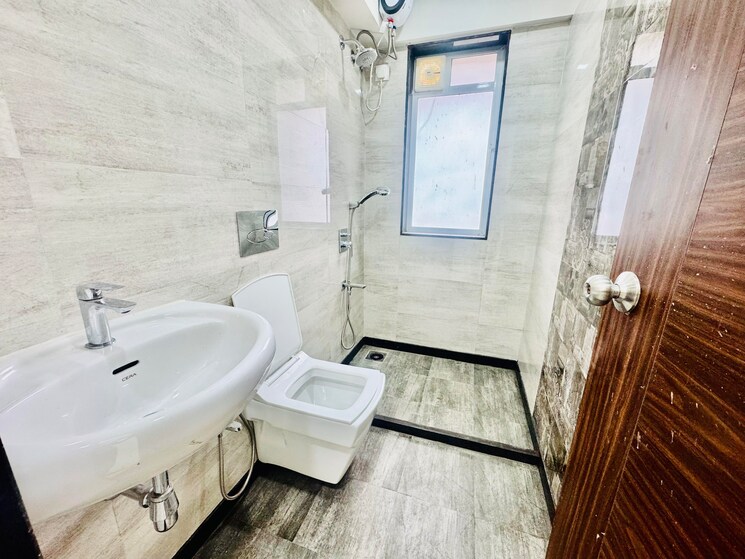 Bathroom, andheri west 3 Bedroom 900 Sq.Ft. Apartment In Andheri West Mumbai 9196553