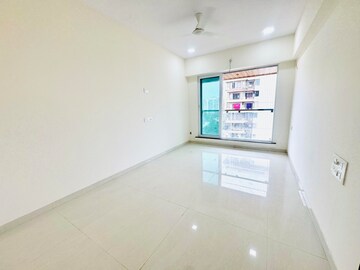 Room in 3 BHK Apartment at Andheri West – for Rent