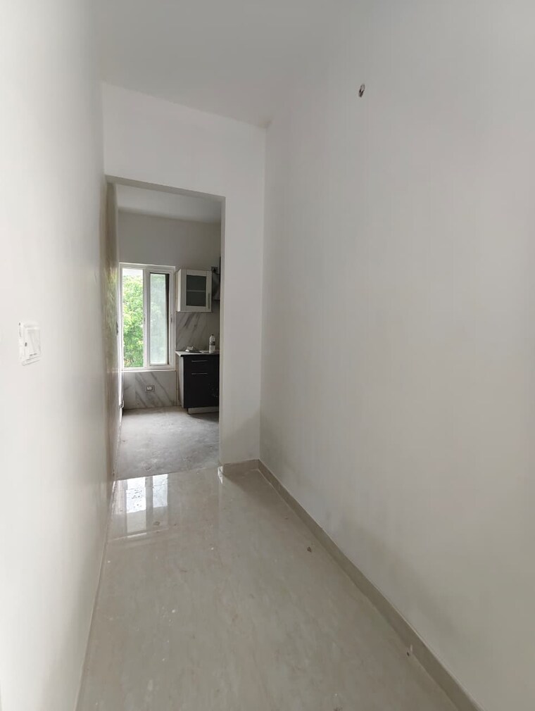 Room, vasant kunj 3 Bedroom 1650 Sq.Ft. Apartment In Vasant Kunj Delhi 9196563