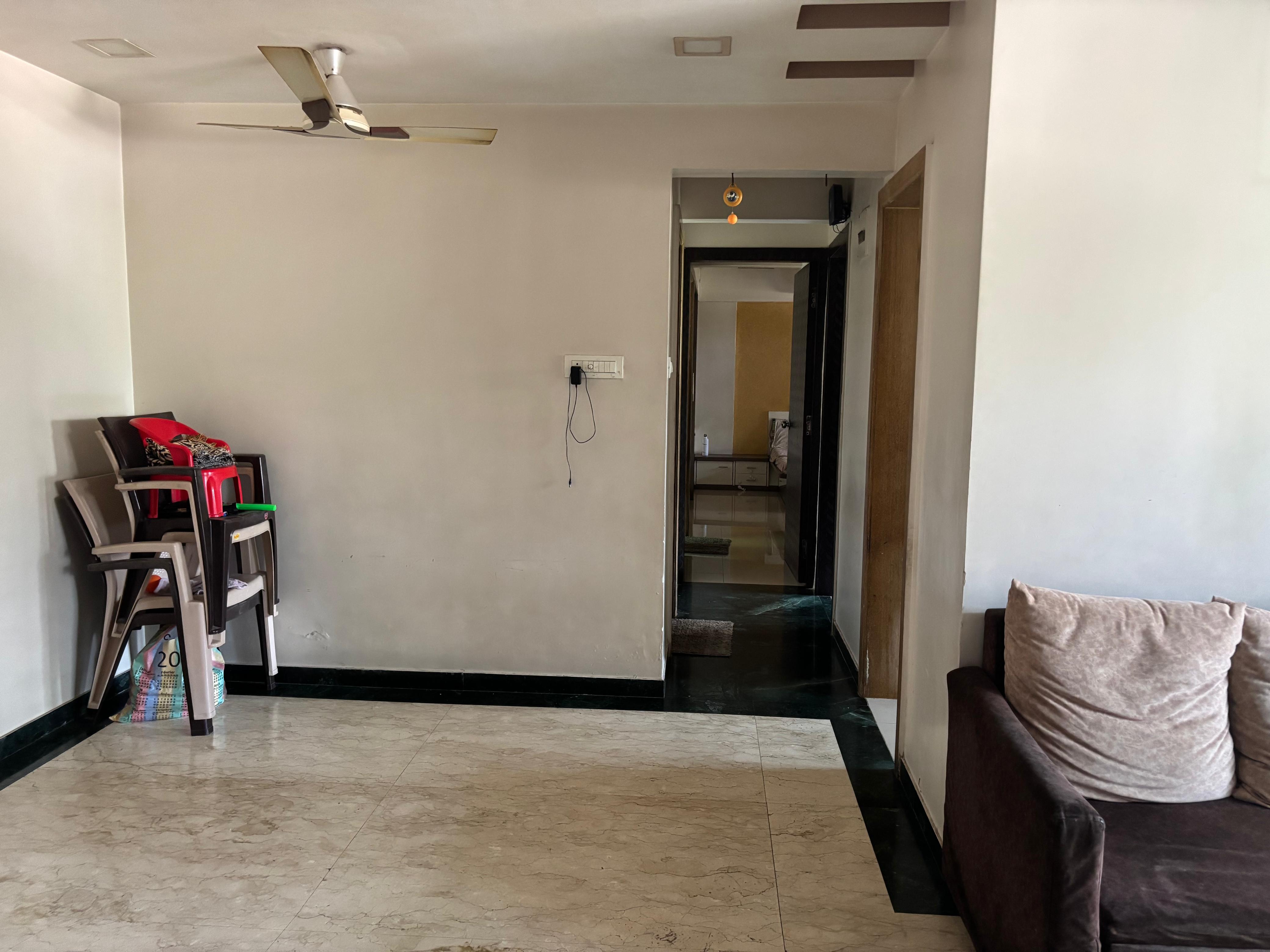 2 BHK + Extra Room Apartment For Rent in Vikash Complex CHS
