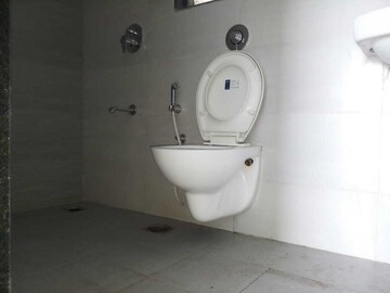 Attached Bathroom in 1 BHK Apartment at Aishwarya Heights Jogeshwari East, Jogeshwari East – for Rent