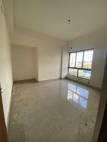 Room in 3 BHK Apartment at Purti Star, Rajarhat New Town – for Sale