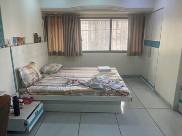 Bedroom in 3 BHK Apartment at Broklyn Hill, Andheri West – for Rent