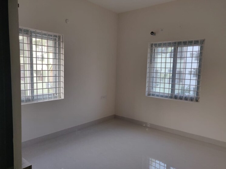 Room, tarnaka 5 Bedroom 1540 Sq.Ft. Apartment In Tarnaka Hyderabad 9196717