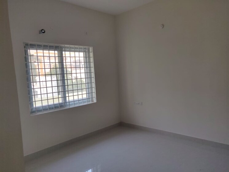 Room, tarnaka 5 Bedroom 1540 Sq.Ft. Apartment In Tarnaka Hyderabad 9196717