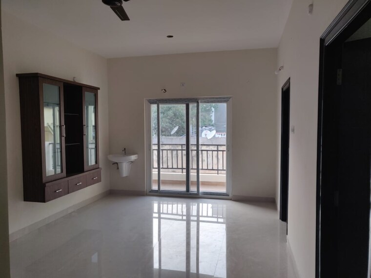 Room, tarnaka 5 Bedroom 1540 Sq.Ft. Apartment In Tarnaka Hyderabad 9196717
