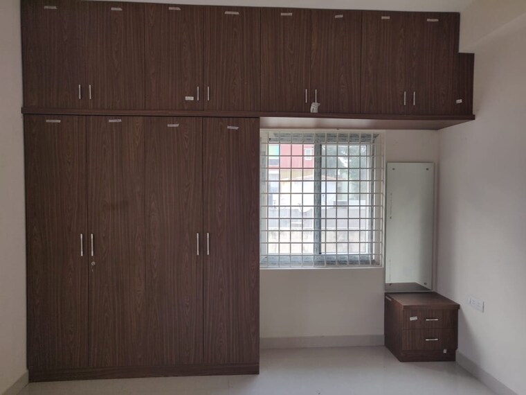 Room, tarnaka 5 Bedroom 1540 Sq.Ft. Apartment In Tarnaka Hyderabad 9196717