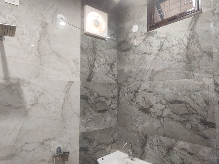 Bathroom, gms road 3 Bedroom 2600 Sq.Ft. Independent House In Gms Road Dehradun 9196761