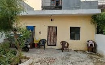 Plot For Sale in Gamma Shopping Mall, Gamma I Greater Noida
