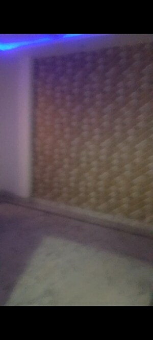 Room in 3 BHK Builder Floor at Sewak Park – for Sale