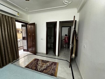 Bedroom in 3 BHK Builder Floor at Hope Apartments, Sector 15 – for Rent