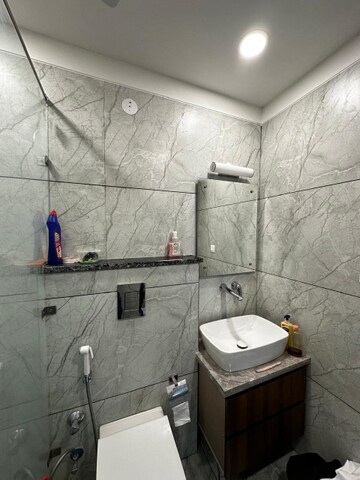 Bathroom in 3 BHK Builder Floor at Hope Apartments, Sector 15 – for Rent